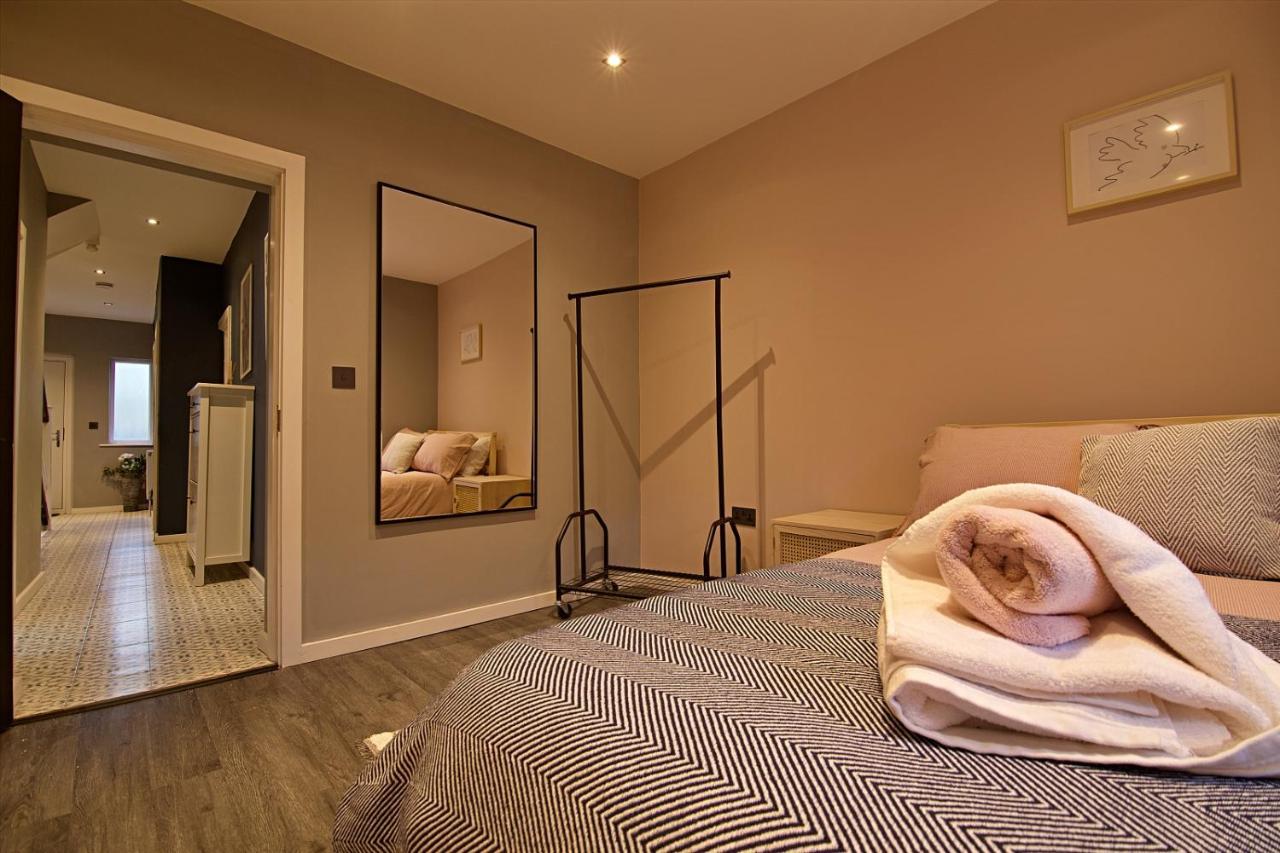 Boutique Rooms in Lancaster City Townhouse Extérieur photo
